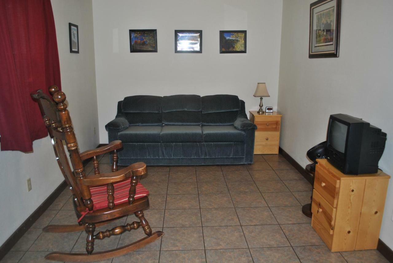 Aspen Inn Fort Klamath المظهر الخارجي الصورة